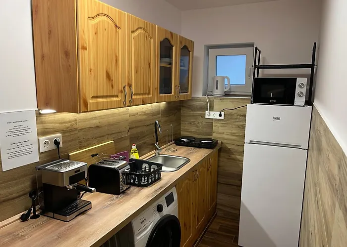 Luna Vendeghaz Székesfehérvár